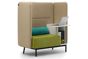 Alcova sofa pod workstation con respaldo alto y mesa Around BOX