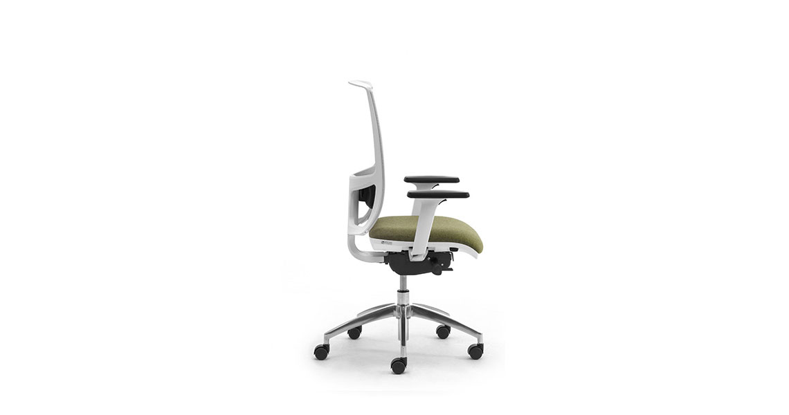 silla-de-oficina-blanca-con-diseno-moderno-cometa-w-img-05