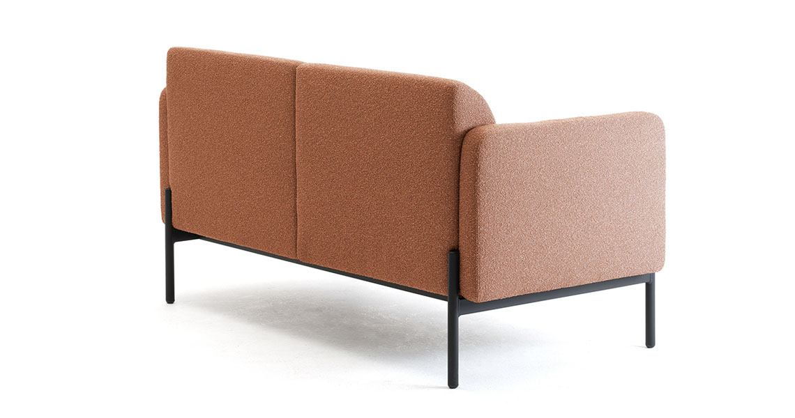 sillon-y-sofa-de-espera-c-mesa-incorporada-lia-img-06