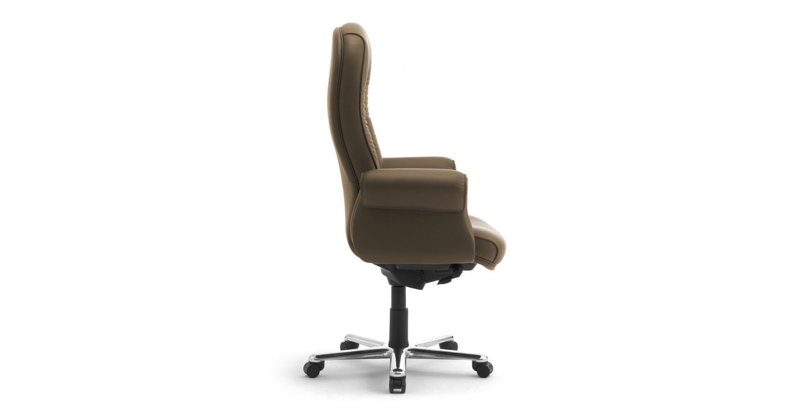 sillon-ejecutivo-de-cuero-p-estudio-doge-lux-img-03