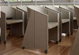 Silla apilable para conferencias, convenciones y seminarios con laterales plegables Reef